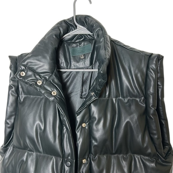 Blank NYC NWOT Easy Street puffer vest BLACK/ Dark Green. Faux leather,snaps - Picture 8 of 13